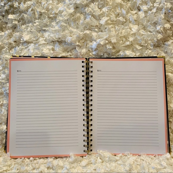 🆕 Just a Girl Boss Building her Empire Planner - Picture 8 of 8